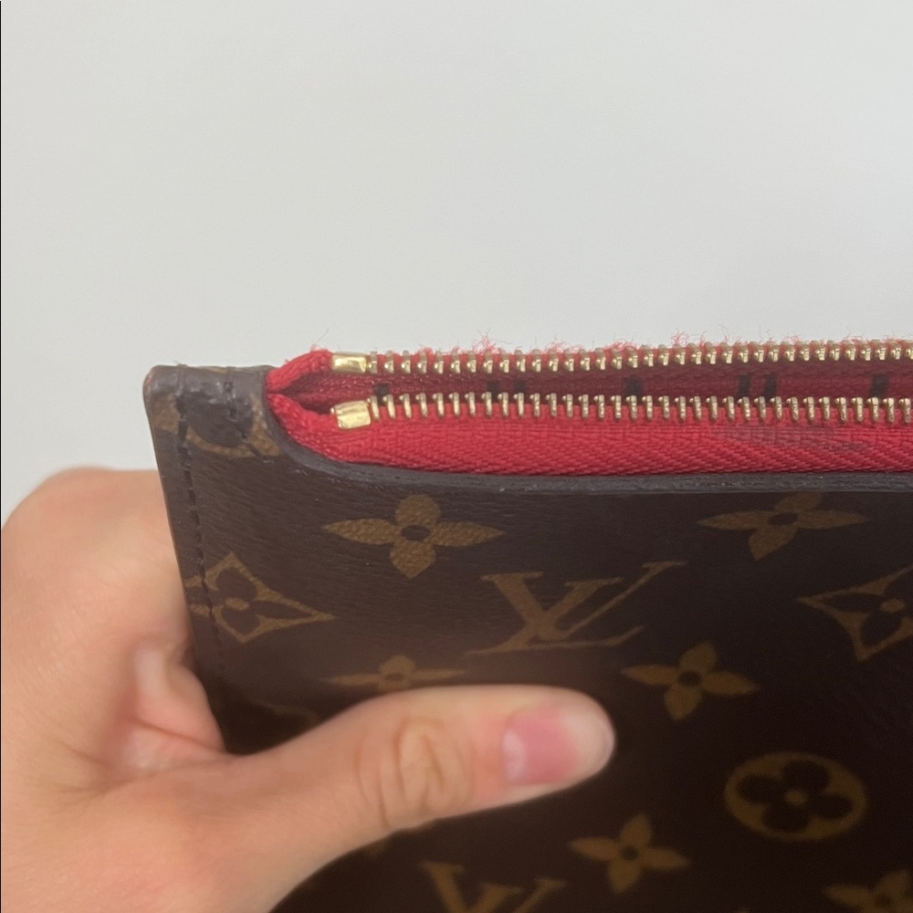 Louis Vuitton Brown and Tan Monogram Clutch - Picture 9 of 16